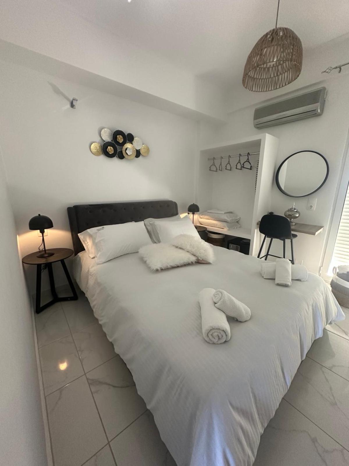 Stella & Eleni Suite With Shared Pool & Open View カラマキ エクステリア 写真