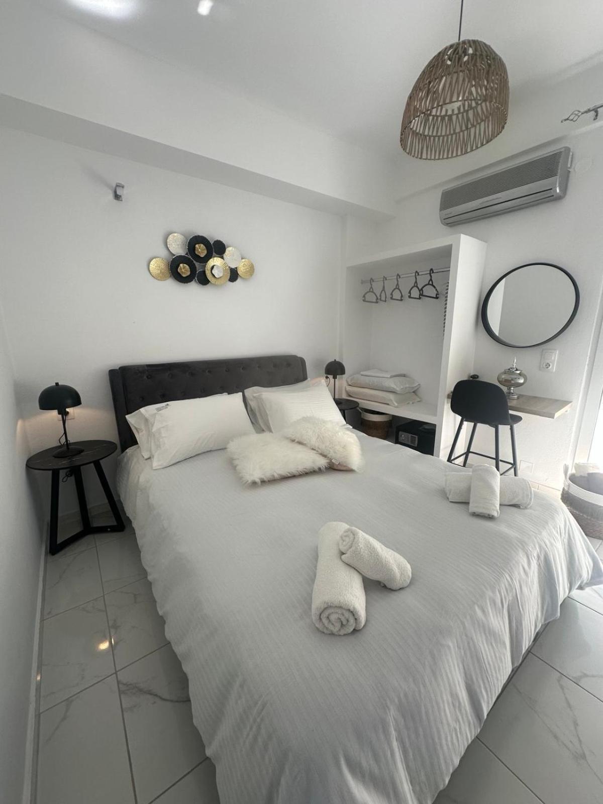 Stella & Eleni Suite With Shared Pool & Open View カラマキ エクステリア 写真