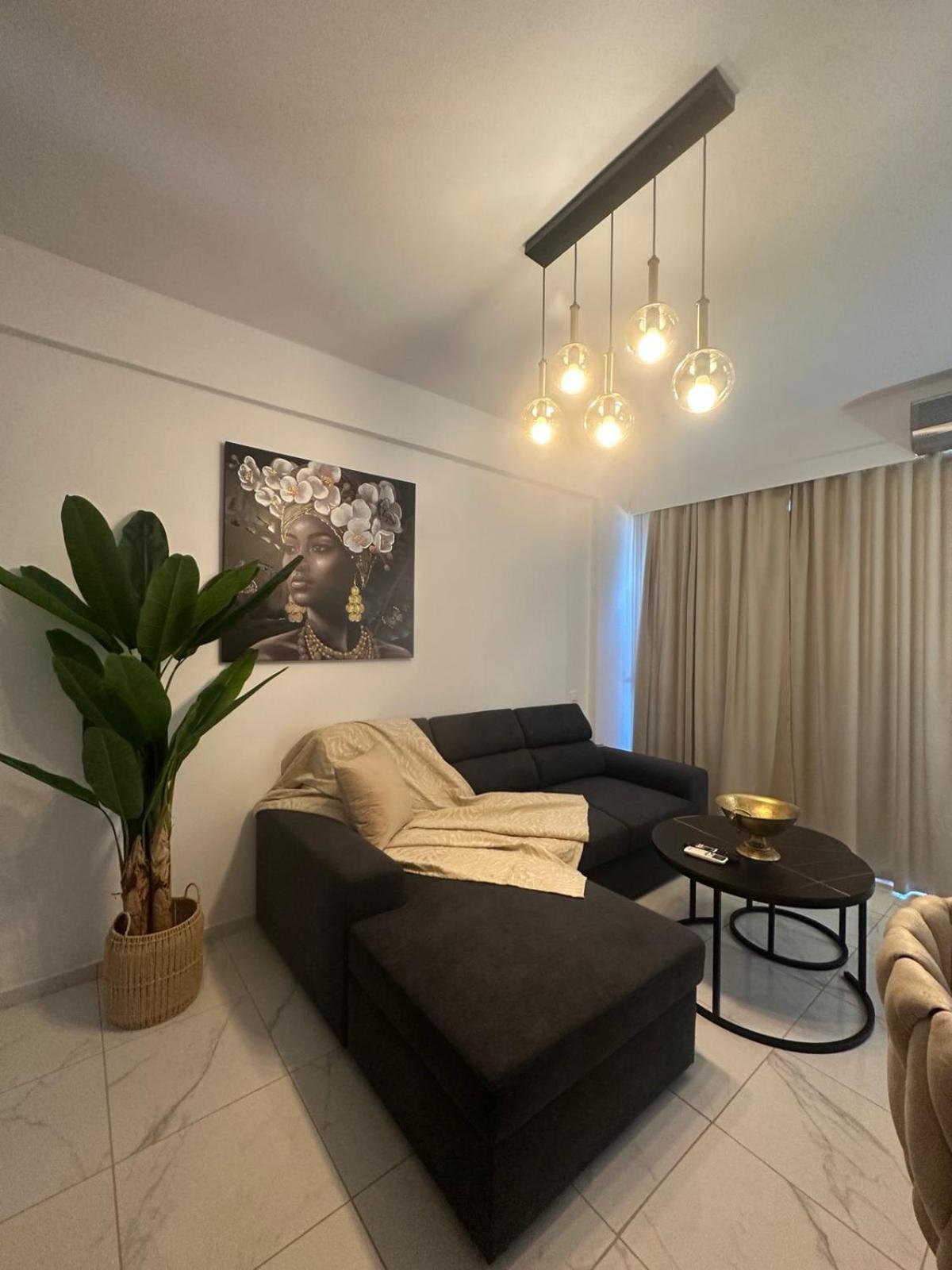 Stella & Eleni Suite With Shared Pool & Open View カラマキ エクステリア 写真